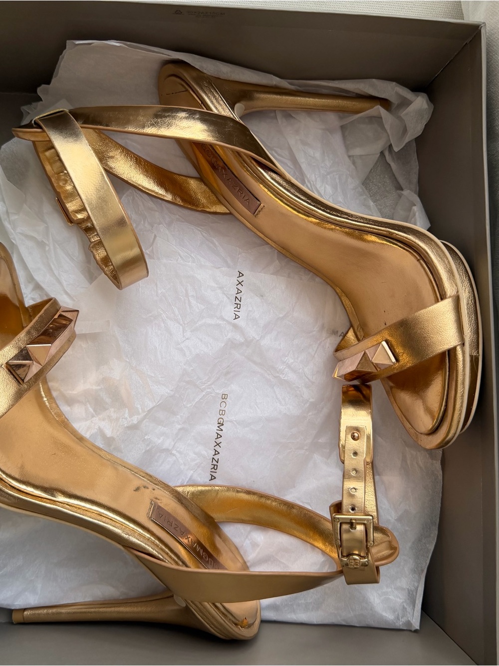BCBGMAXAZRIA Freesia Gold Metallic Heels – Size 8M